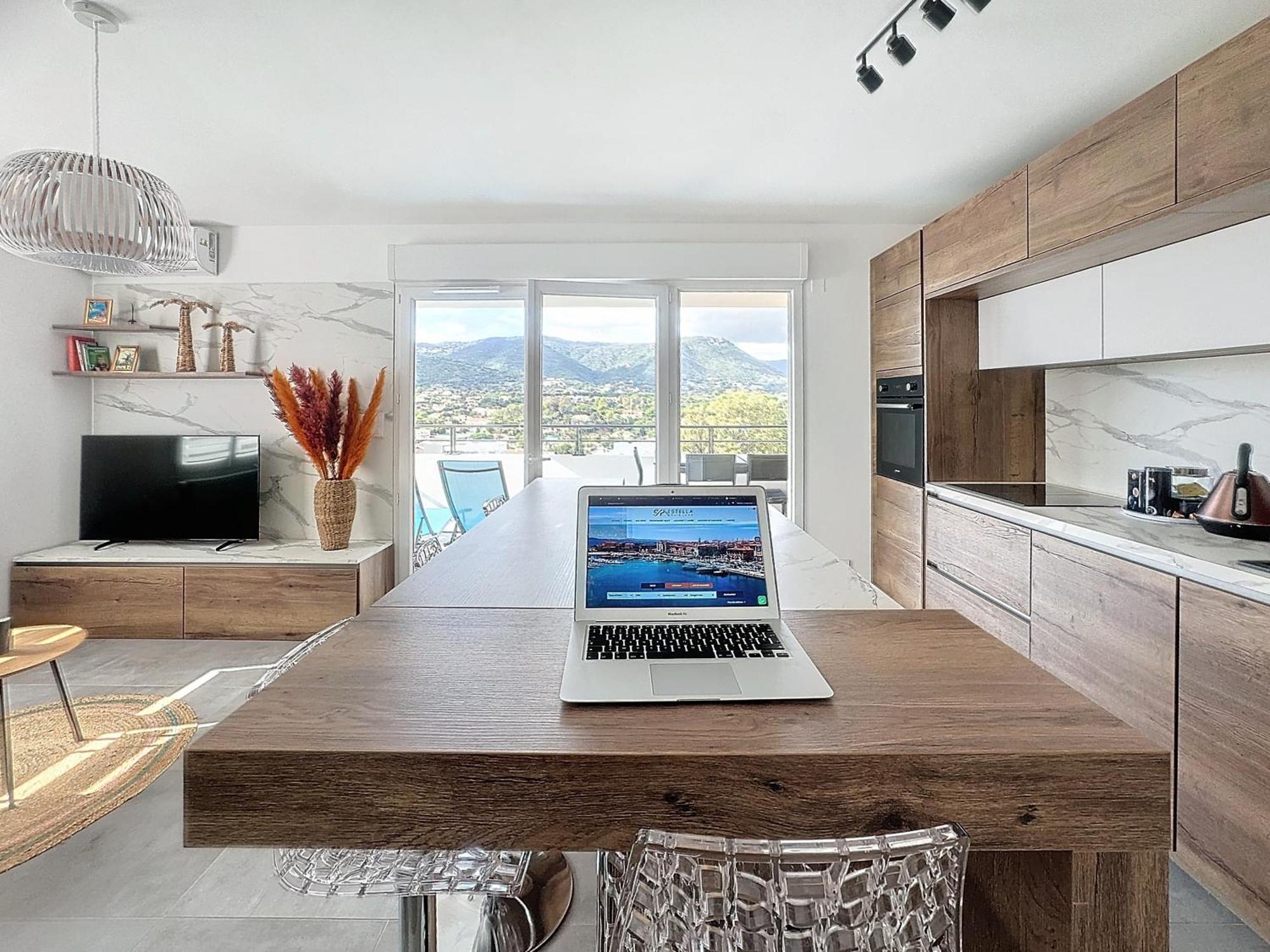 Appartement Central Avec Tres Jolie Vue Аячо Екстериор снимка